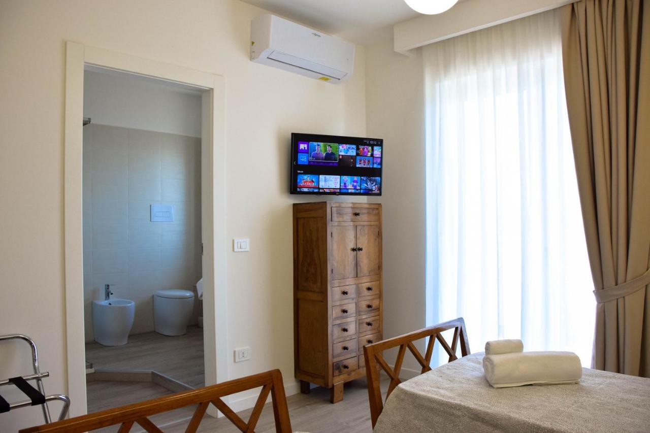 Accomodati B&B Marina di Gioiosa Ionica Exterior foto